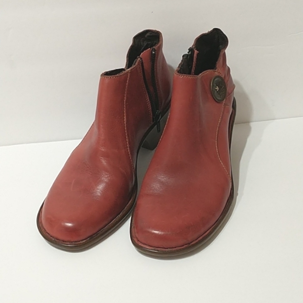 Tsonga red women's shoes Tsonga booties size 6 - Picture 2 of 12
